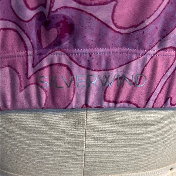 Silverwind Purple and Pink Pride Heart Crop Top Sports Bra NWOT - Picture 4 of 5